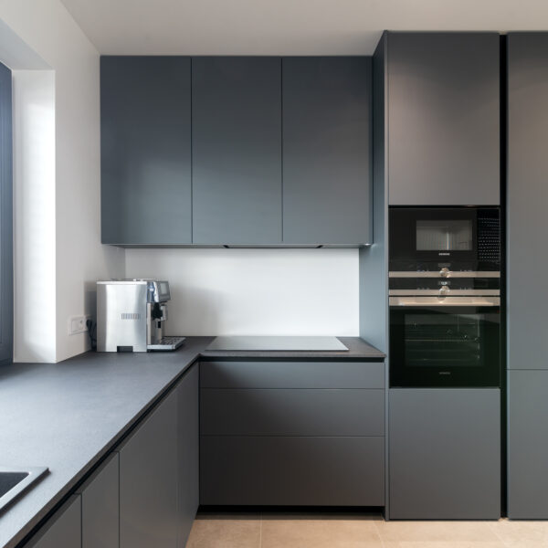 Realizacja z płyty velvet ultra matt forner 4258 ciemny zielony