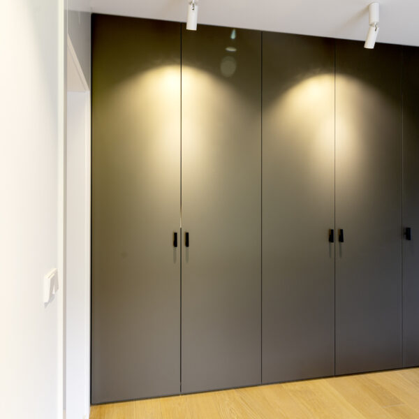 szafa z Forner Pearl 7901 brązowy